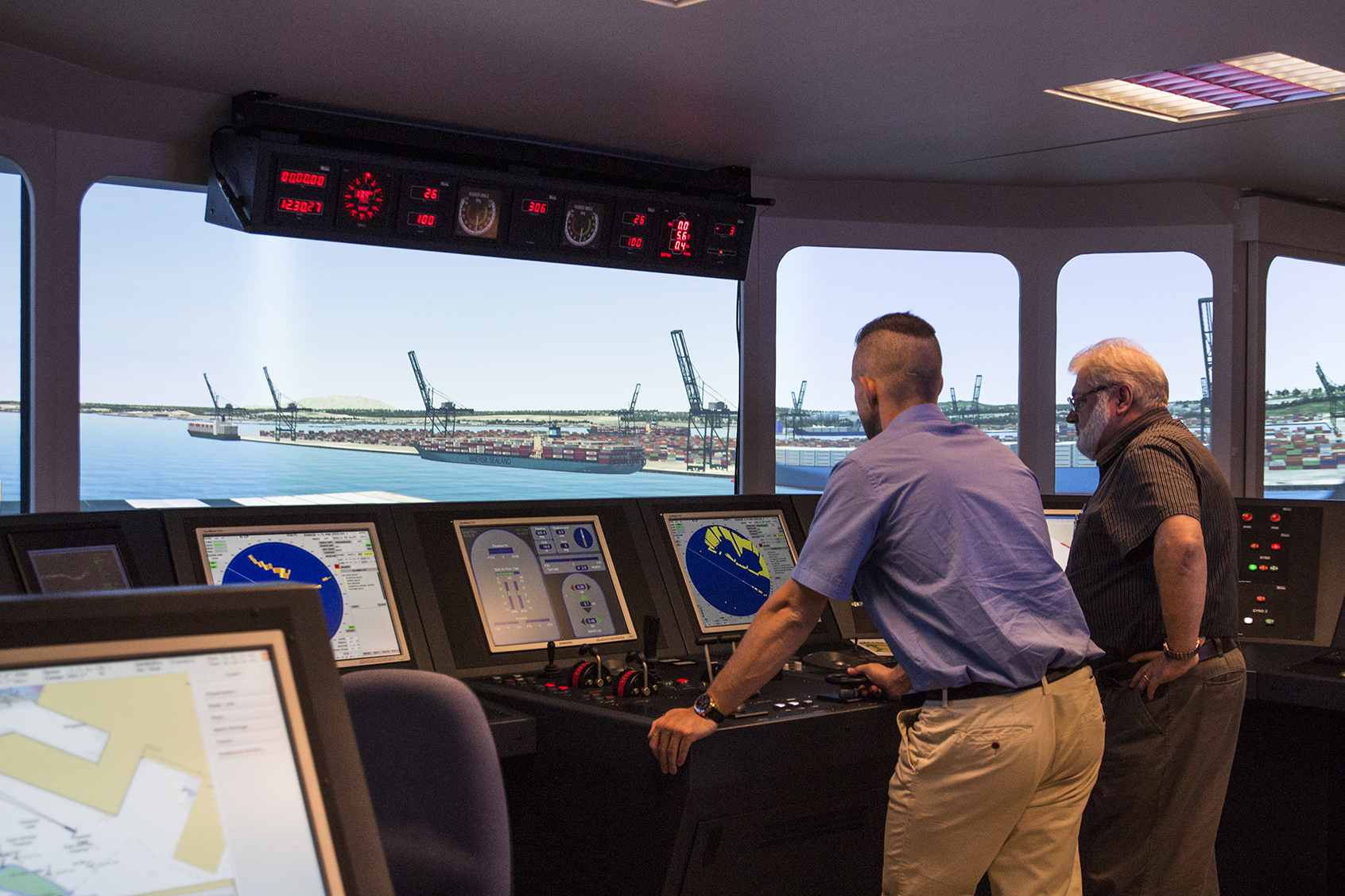 maritime simulator-based test centre