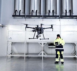 Drone testing in climate chamber