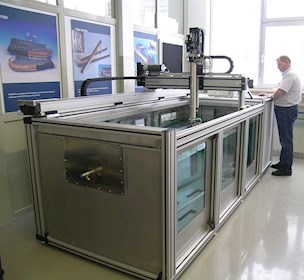 The 2400 liters immersion tank scannner AMS-30.