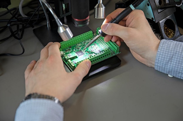 Printboard at the IdemoLab at FORCE Technology used to IoT