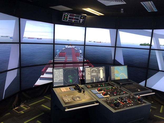 Full-mission bridge simulator, 3600 view